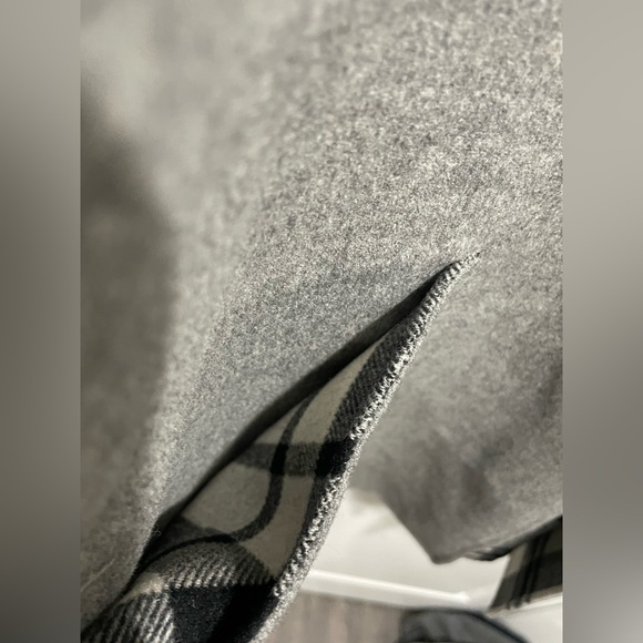 Rare MaxMara Weekend Reversible Checked Gray Black Cream Plaid Wool Coat Size S - Picture 15 of 16